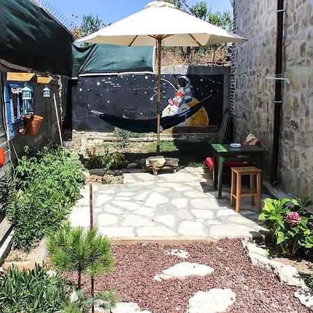 Mutlu Koy'de Sakinligin Adresi Tatil Evi