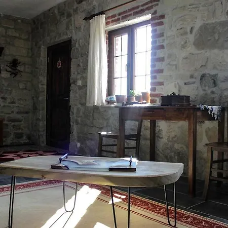 Mutlu Koy'de Sakinligin Adresi Tatil Evi *